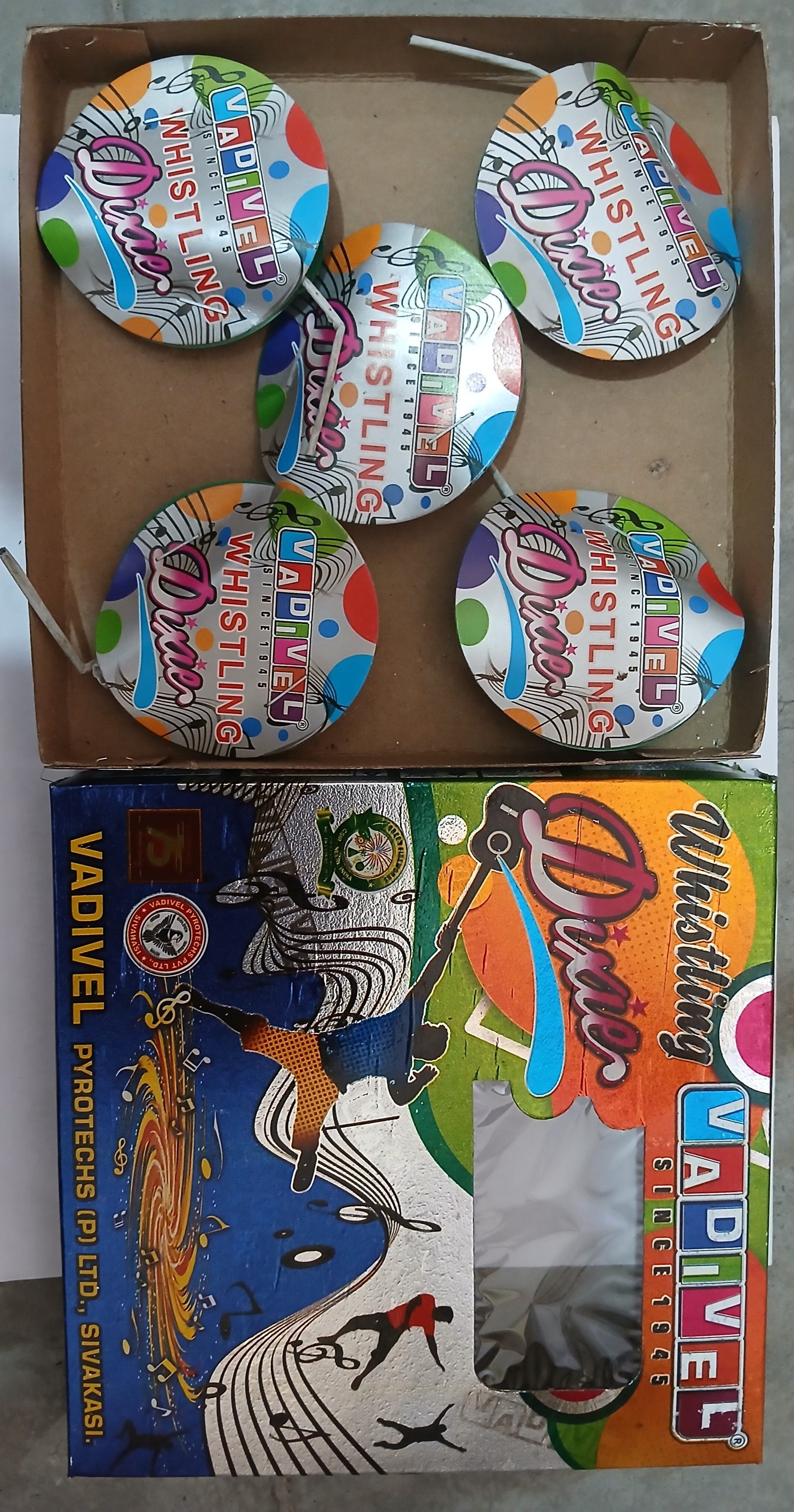 Whisling Chakkar (5pcs)